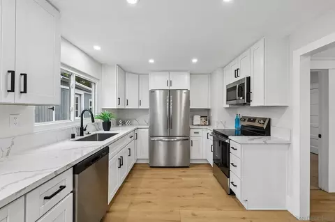 Kitchen - 316 4th, Ramona, CA 92065 photo 4 of 6