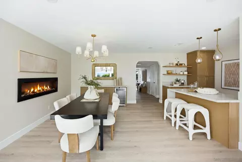 Dining - 7202 Via Capri, La Jolla, CA 92037 photo 3 of 3
