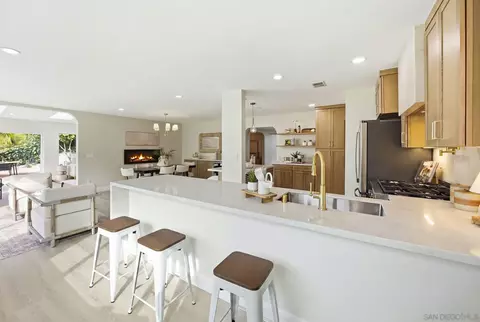 Kitchen - 7202 Via Capri, La Jolla, CA 92037 photo 1 of 5