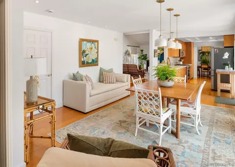 Dining - 1858 Laurel Rd, Oceanside, CA 92054 photo 4 of 5