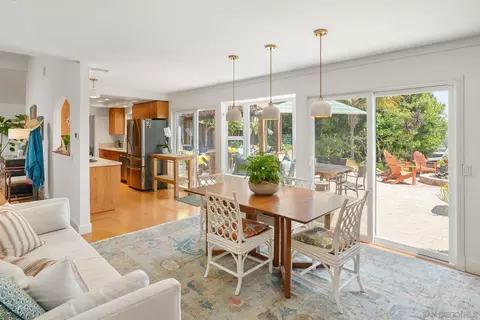Dining - 1858 Laurel Rd, Oceanside, CA 92054 photo 5 of 5