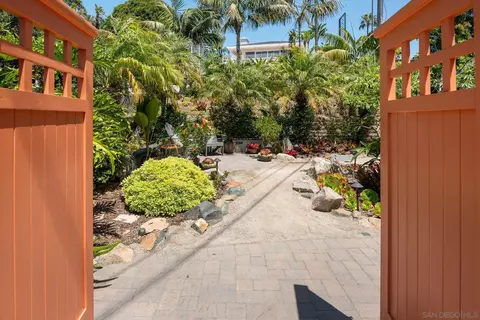 Exterior - 1858 Laurel Rd, Oceanside, CA 92054 photo 5 of 31