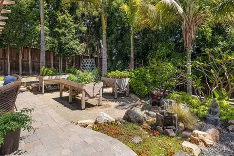 Exterior - 1858 Laurel Rd, Oceanside, CA 92054 photo 28 of 31