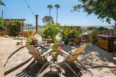 Exterior - 1858 Laurel Rd, Oceanside, CA 92054 photo 21 of 31