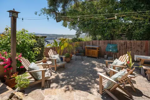 Exterior - 1858 Laurel Rd, Oceanside, CA 92054 photo 18 of 31