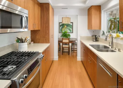 Kitchen - 1858 Laurel Rd, Oceanside, CA 92054 photo 4 of 4