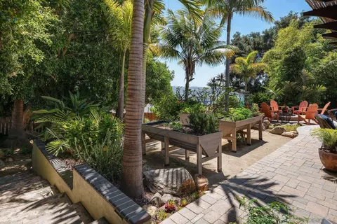 Exterior - 1858 Laurel Rd, Oceanside, CA 92054 photo 15 of 31
