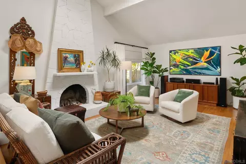Living - 1858 Laurel Rd, Oceanside, CA 92054 photo 1 of 5