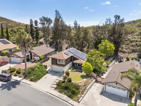 View/Area - 3549 Via Palma, La Mesa, CA 91941 photo 1 of 6