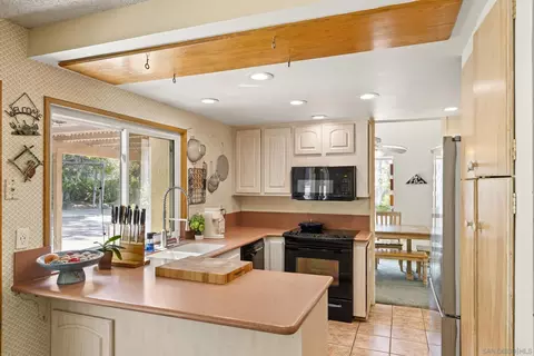 Kitchen - 3549 Via Palma, La Mesa, CA 91941 photo 2 of 3
