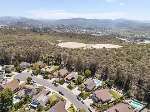 View/Area - 3549 Via Palma, La Mesa, CA 91941 photo 4 of 6