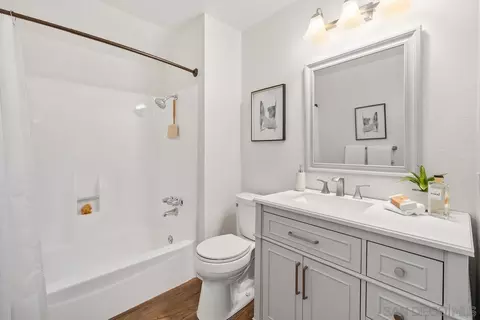 Bath - 1716 Bourke Pl, El Cajon, CA 92021 photo 3 of 3