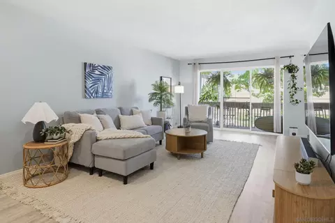 4600 Lamont #212, San Diego, CA 92109