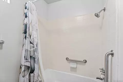 Bath - 3174 Reservoir Dr, Jamul, CA 91935 photo 3 of 4