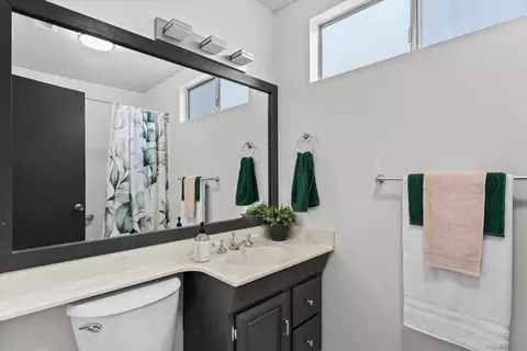 Bath - 3174 Reservoir Dr, Jamul, CA 91935 photo 2 of 4