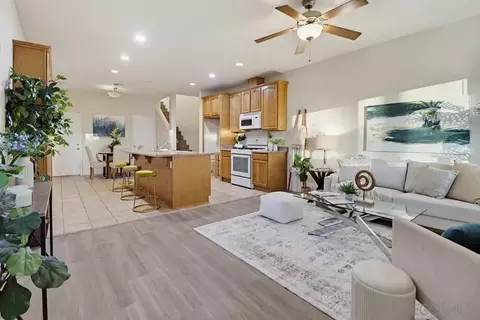 12306 Lakeshore Dr #2, Lakeside, CA 92040