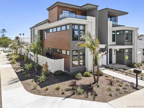 1075 Opal St, San Diego, CA 92109