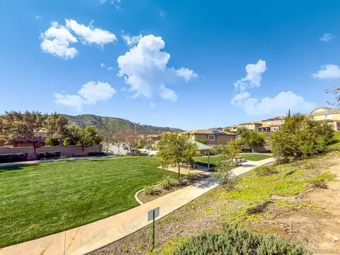Exterior - 310 Falabella Ln, Fallbrook, CA 92028 photo 11 of 12