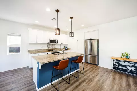 Kitchen - 310 Falabella Ln, Fallbrook, CA 92028 photo 2 of 5