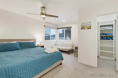 Bedroom - 521 Arenas, La Jolla, CA 92037 photo 10 of 11