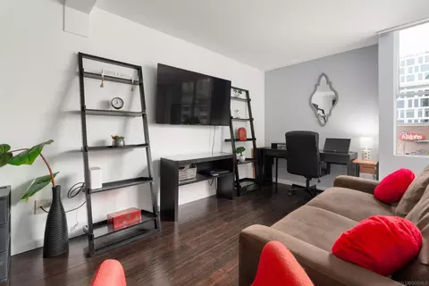 101 Market St #307, San Diego, CA 92101