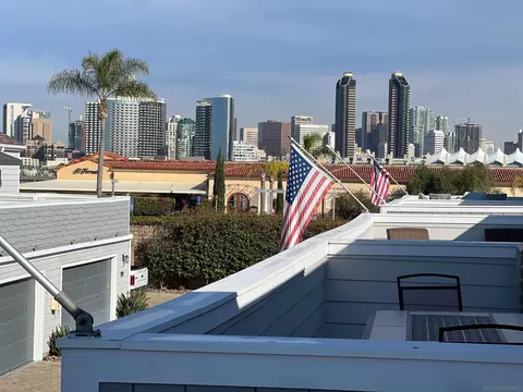 1411 1st St, Coronado, CA 92118