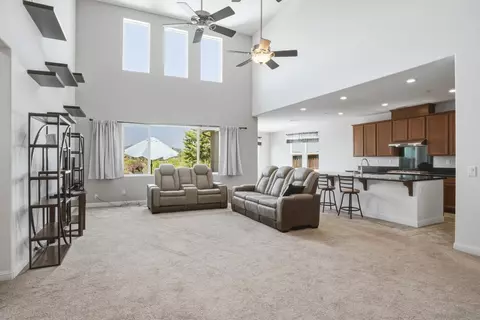 Living - 5610 Chincoteague Ct, Oceanside, CA 92057 photo 1 of 4