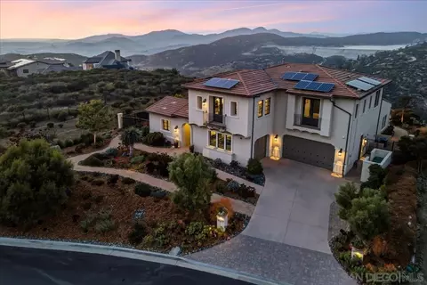 18370 Avenida Apice, Rancho Santa Fe, CA 92067