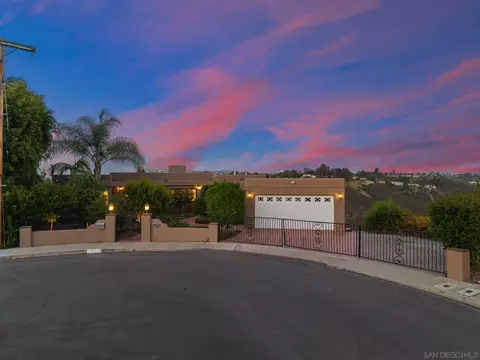 4391 Middlesex Dr, San Diego, CA 92116