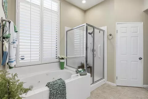 Bath - 41848 Cascades, Temecula, CA 92591 photo 2 of 3