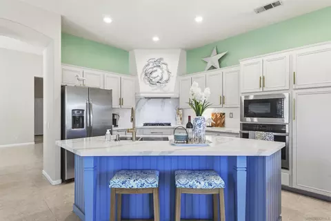 Kitchen - 41848 Cascades, Temecula, CA 92591 photo 1 of 5