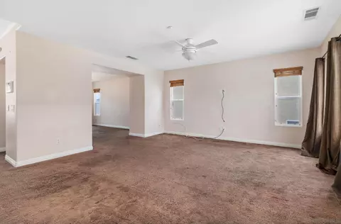 Living - 2269 Pointe Pkwy, Spring Valley, CA 91978 photo 1 of 9
