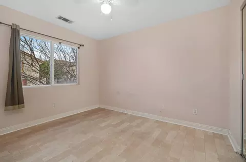 Bedroom - 2269 Pointe Pkwy, Spring Valley, CA 91978 photo 2 of 9