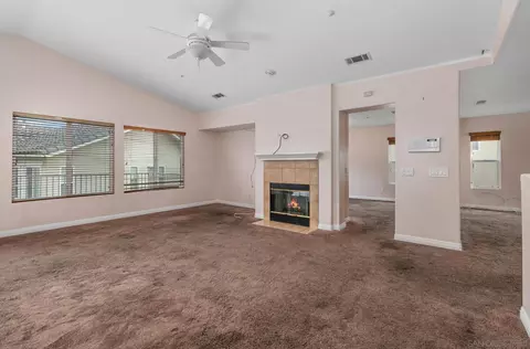 Living - 2269 Pointe Pkwy, Spring Valley, CA 91978 photo 5 of 9