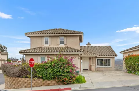 Exterior - 2269 Pointe Pkwy, Spring Valley, CA 91978 photo 2 of 4