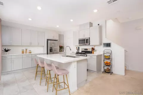 1978 Edison Ct, Chula Vista, CA 91915