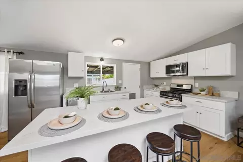 Kitchen - 536 Rogue Rd, El Cajon, CA 92020 photo 6 of 7