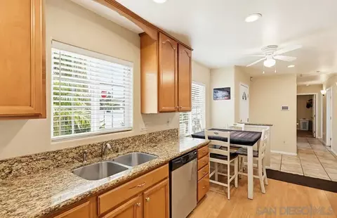 Kitchen - 200 Gull Pl, El Cajon, CA 92019 photo 5 of 6