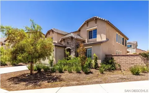 30545 Falcon Nest, Menifee, CA 92584