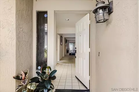 Entry Way - 2237 Via Pedrera, La Jolla, CA 92037 photo 1 of 2
