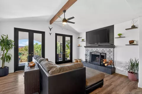 Living - 15031 Heath Dr, Poway, CA 92064 photo 2 of 4