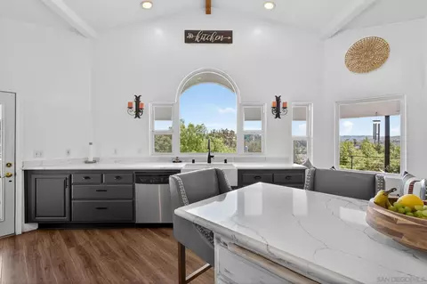 Kitchen - 15031 Heath Dr, Poway, CA 92064 photo 2 of 6