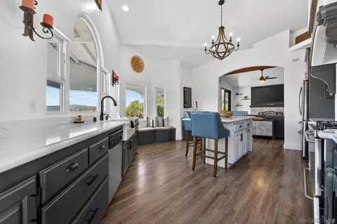 Kitchen - 15031 Heath Dr, Poway, CA 92064 photo 5 of 6