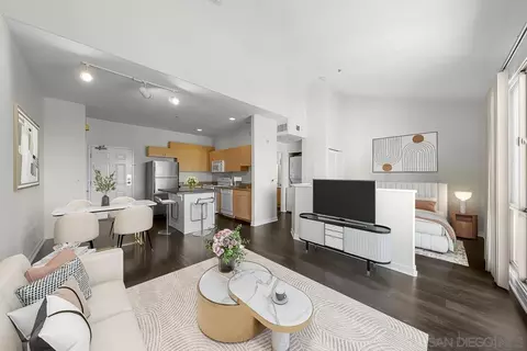1501 Front St #613, San Diego, CA 92101