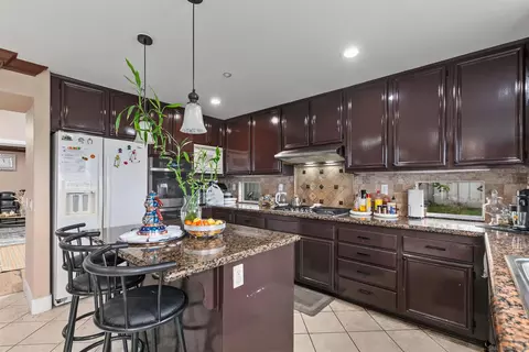 Kitchen - 10394 Valley Waters Dr, Spring Valley, CA 91978 photo 2 of 4
