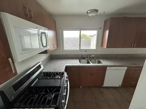 Kitchen - 4545 Sunrise, Oceanside, CA 92056 photo 1 of 1