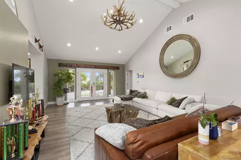 Other - 752 Bracero Rd, Encinitas, CA 92024 photo 3 of 6