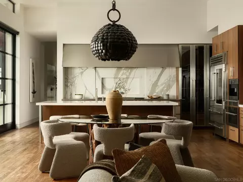 Dining - 326 S Nardo, Solana Beach, CA 92075 photo 1 of 2