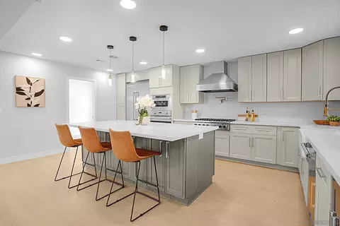 6 Bahama Bnd, Coronado, CA 92118