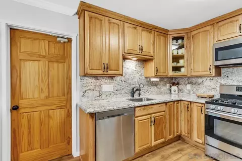 Kitchen - 205 Calla Ave, Imperial Beach, CA 91932 photo 4 of 4
